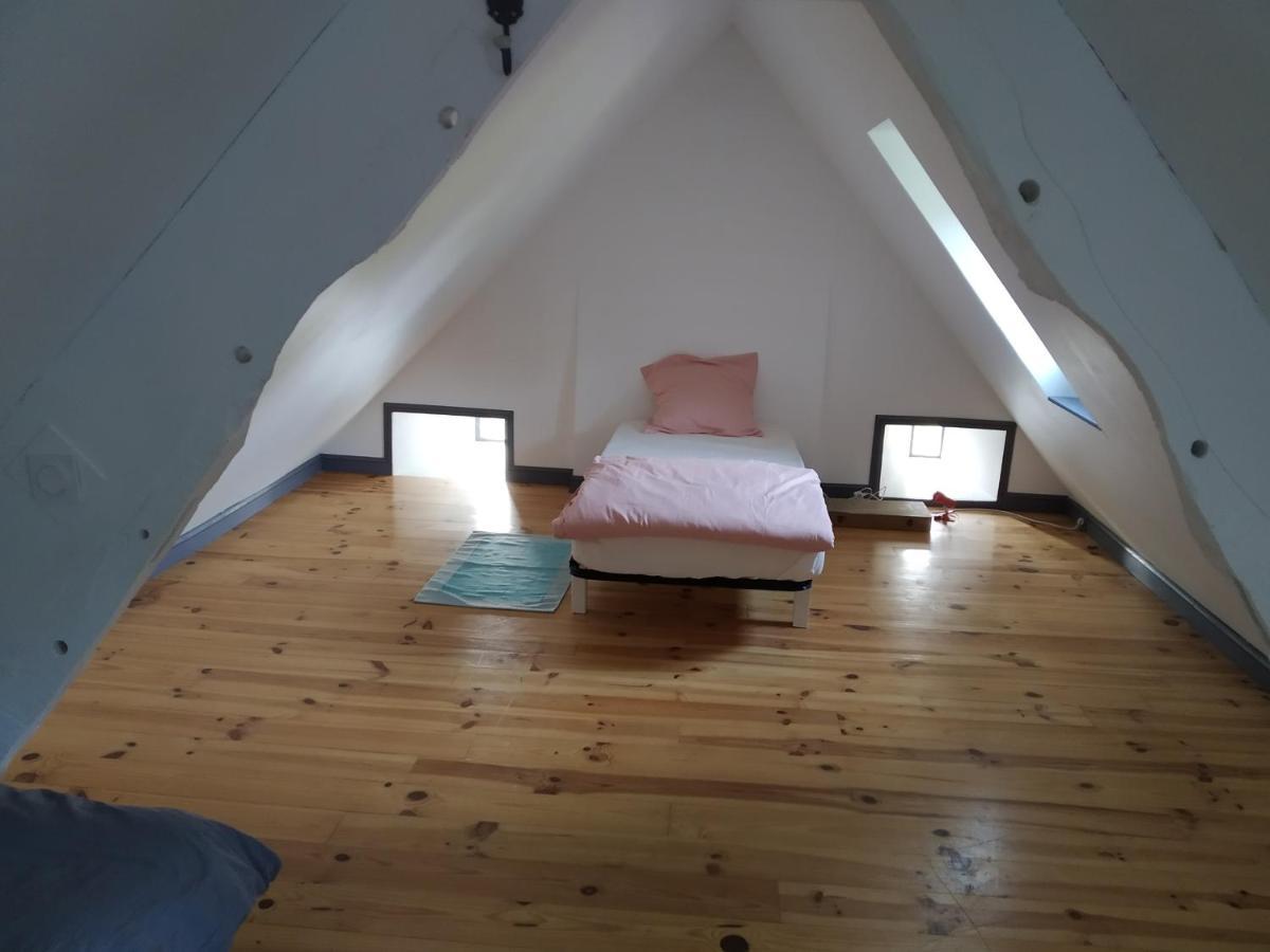 Maison En Pierre Dans Son Nid De Verdure Roz-Landrieux Ngoại thất bức ảnh